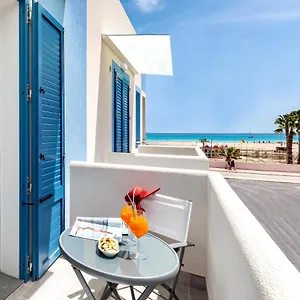 Il Faro E La Luna , San Vito Lo Capo Italy